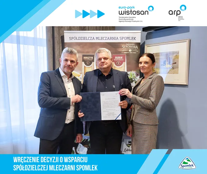 Obraz: Wręczenie decyzji o wsparciu dla Spółdzielczej Mleczarni Spomlek